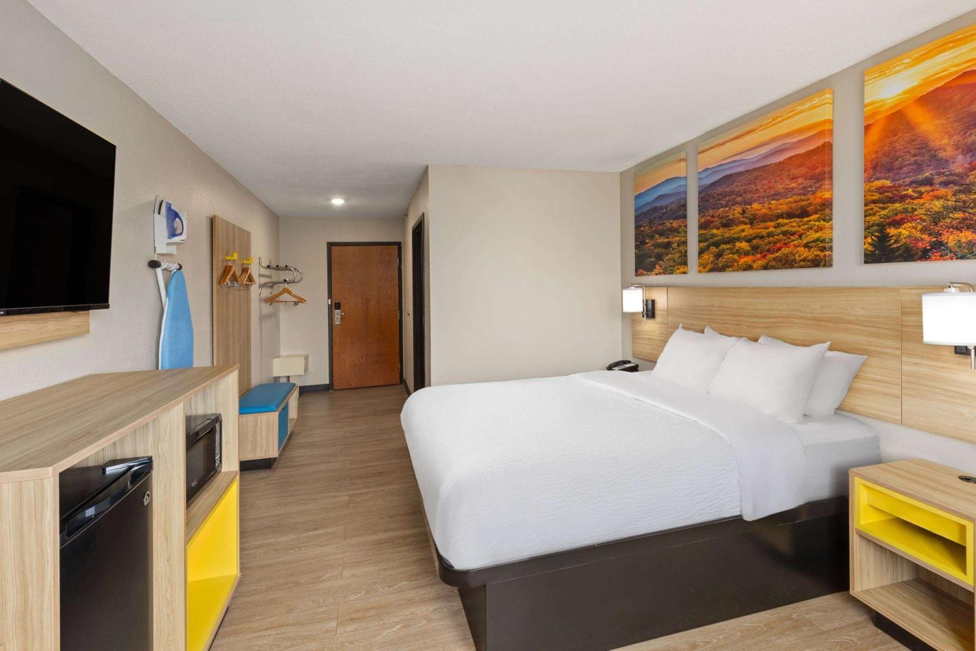 Days Inn By Wyndham Glasgow Exteriér fotografie