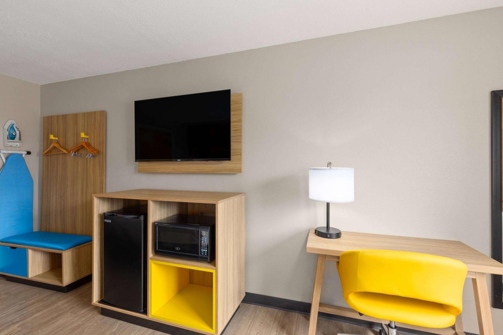 Days Inn By Wyndham Glasgow Exteriér fotografie